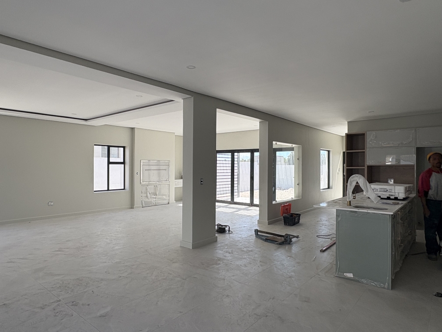 4 Bedroom Property for Sale in Sandown Western Cape